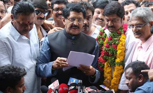 rajendra prasad,movie artists association,murali mohan,jaya sudha,maa elections  మురళీమోహన్‌పై వున్న కోపమే దానికి కారణమా?